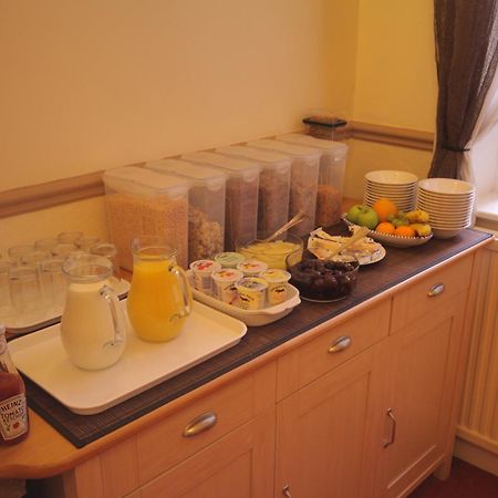 The Dales Bed and Breakfast Harrogate Buitenkant foto